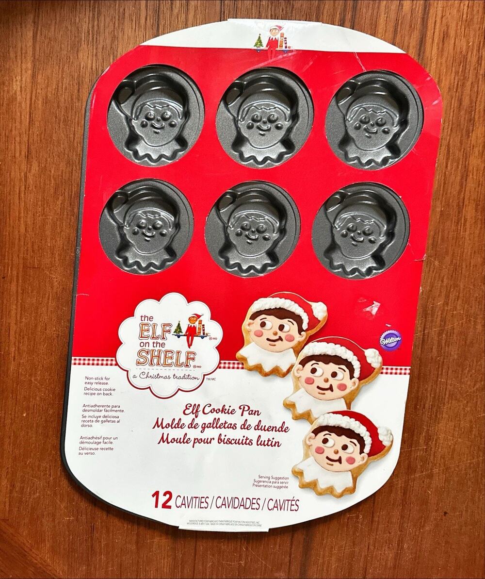 New Wilton Elf On The Shelf A Christmas Tradition Cookie Baking Pan